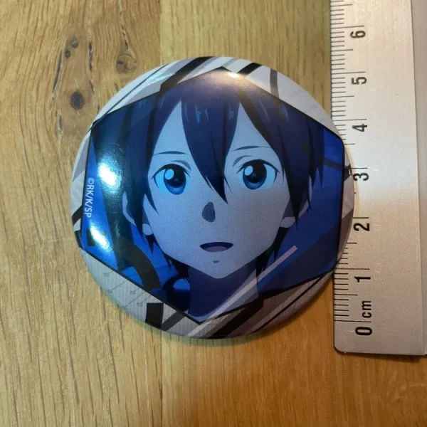 Sword Art Online – Badge – Kirito 5 cm Aniplex – Sword Art Online – Badge Kirito 5 cm Aniplex